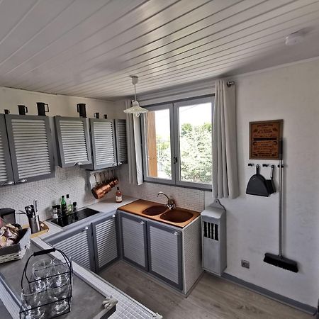 Guest House Provencal Vitrolles (Bouches-du-Rhone) Room photo